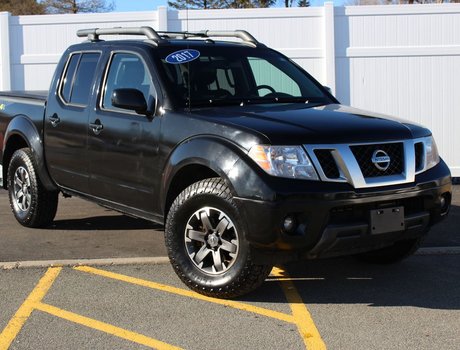 2017 Nissan Frontier PRO-4X | Cam | USB | Bluetooth | Keyless | Cruise