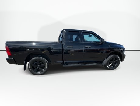 2021 Ram 1500 Classic Express | Cam | Bluetooth | HtdSeats | Aux | AC