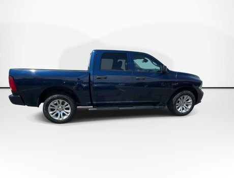 2021 Ram 1500 CLASSIC Express | Cam |  HtdSeats | Warranty to 2026