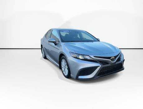 2023 Toyota Camry SE | HtdSeats | Cam | Warranty to 2028