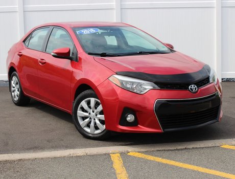 2016 Toyota Corolla S | Roof | Nav | Cam | USB | HtdSeats | Bluetooth