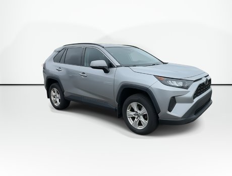2019 Toyota RAV4 LE | Cam | HtdSeats | Bluetooth | Aux | USB | AC