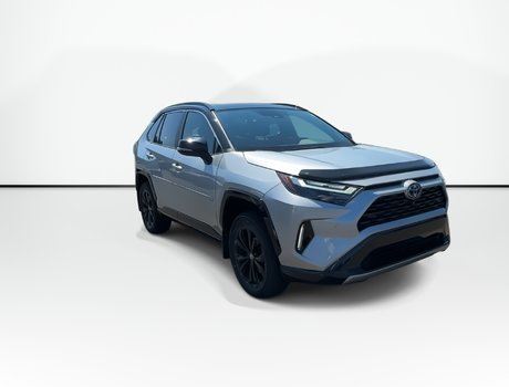 2022 Toyota RAV4 Hybrid XSE | Roof | Lthr | Cam | Warranty to 2030