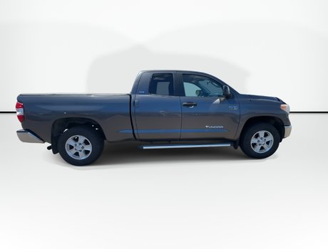 2017 Toyota Tundra SR5 PLUS | HtdSeats | Cam | Bluetooth | Aux | USB