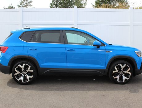 2022 Volkswagen Taos Highline | Lthr | SunRoof | Cam | HtdSeats | USB