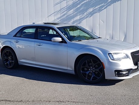 2022 Chrysler 300 300S | Leather | Roof | Cam | USB | HtdWheel