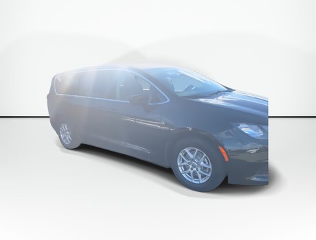 2023 Chrysler Grand Caravan SXT | Cam | USB | HtdSeats | Bluetooth