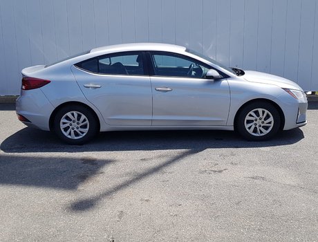 2020 Hyundai Elantra Essential