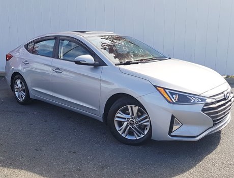 2020 Hyundai Elantra Preferred w/Sun & Safety Package | Roof | Cam