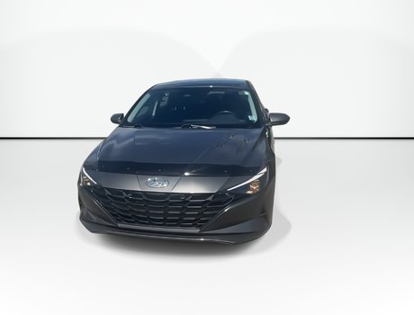 2023 Hyundai Elantra Preferred | Cam | USB | Warranty to 2028