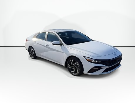 2025 Hyundai Elantra Luxury | Leather | Roof | Nav | Warranty to 2031