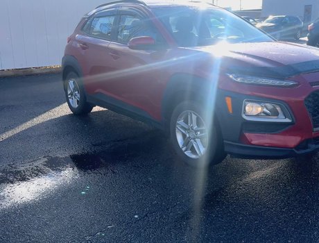 2020 Hyundai Kona Essential | Cam | USB | HtdSeats | Bluetooth