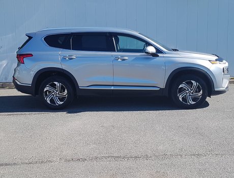 2022 Hyundai Santa Fe Preferred | HtdSeats | Cam | Bluetooth | USB