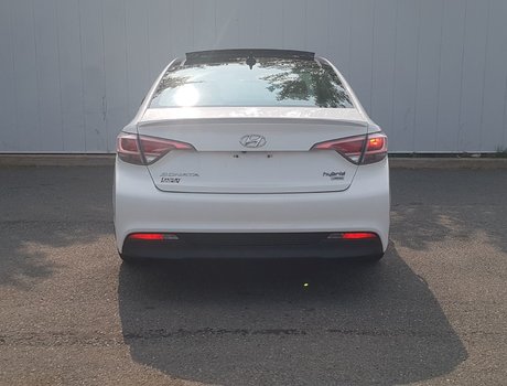 2016 Hyundai Sonata Hybrid Limited | Leather | Roof | Nav | Cam | USB