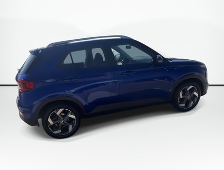 2021 Hyundai Venue Ultimate | Roof | Leather | Cam