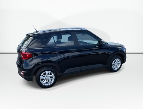 2023 Hyundai Venue Preferred | Cam | HtdWheel | Warranty to 2028