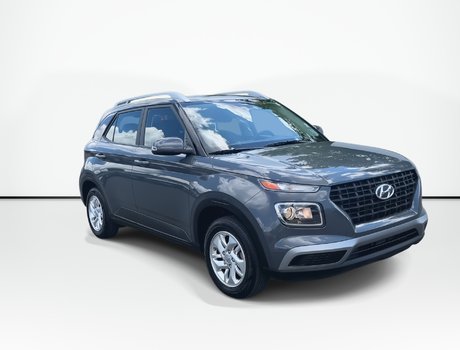 2025 Hyundai Venue Preferred | Cam | USB | Warranty to 2030