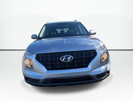 2025 Hyundai Venue Preferred | Cam | USB | Warranty to 2030