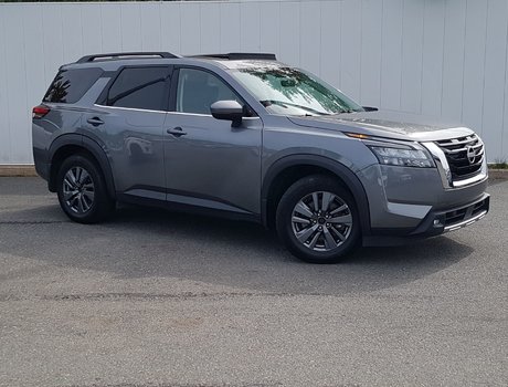 2024 Nissan Pathfinder SV | Cam | USB | HtdWheel | Bluetooth