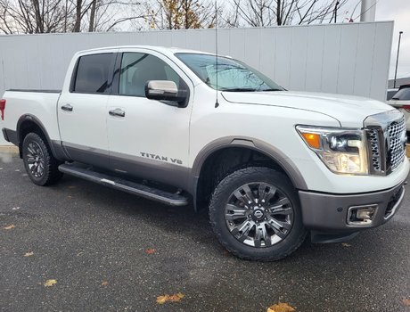 2018 Nissan Titan Platinum Reserve | Leather | Cam | USB | HtdWheel