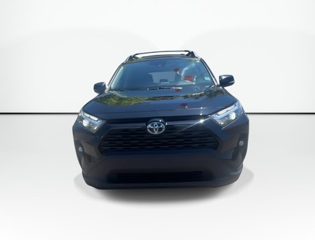 2023 Toyota RAV4 Hybrid XLE | Roof | Cam | USB | Warranty to 2028