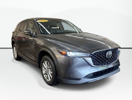 2025 Mazda CX-5 GS | Cam | USB | HtdSeats | Factory Warranty 2030