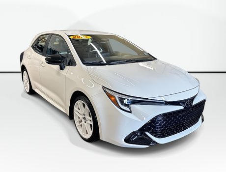 2026 Toyota Corolla Hatchback FX Series | ROOF HTDSTS | CAM | WARRANTY