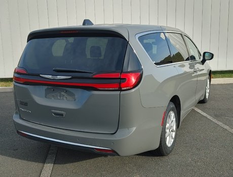 2023 Chrysler Pacifica Touring-L | Leather | Cam | Warranty Until 2028