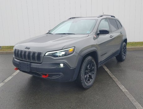 2023 Jeep Cherokee Trailhawk | Leather | SunRoof | Warranty to 2028