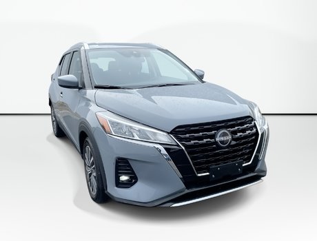 2025 Nissan Kicks Play SV | Backup Cam | USB | Keyless | Warranty to 2030