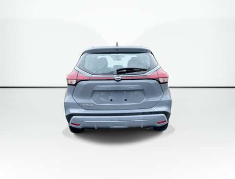2025 Nissan Kicks Play SV | Backup Cam | USB | Keyless | Warranty to 2030