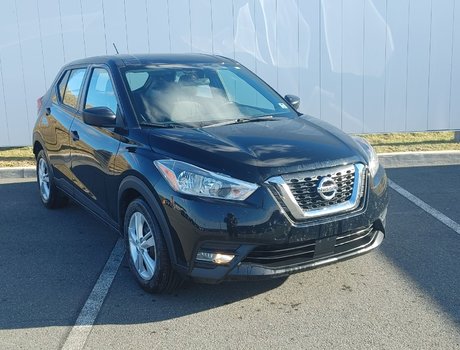 2020 Nissan KICKS S | Cam | USB | Bluetooth | Warranty to 2026