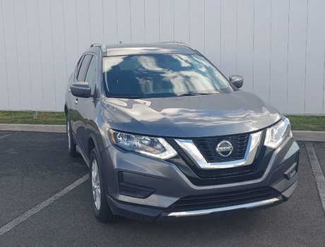 2020 Nissan Rogue S | Cam | USB | HtdSeats | Warranty to 2025