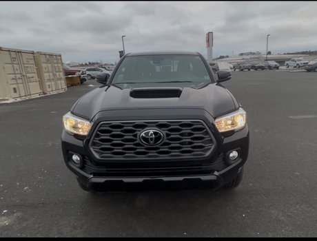 2022 Toyota Tacoma TRD | Cam | USB | Bluetooth | Warranty to 2027