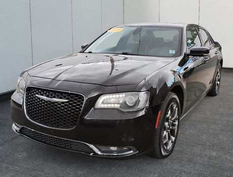 2018 Chrysler 300 300S | Leather | Cam | USB | HtdSeats | Bluetooth