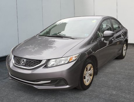 2015 Honda Civic Sedan LX | Cam | USB | HtdSeats | Bluetooth | Keyless