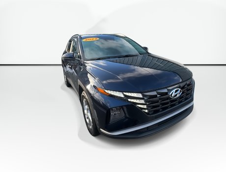 2022 Hyundai Tucson Preferred | Cam | USB | HtdWheel | Bluetooth