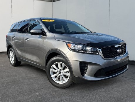 2019 Kia Sorento LX | Cam | USB | HtdSeats | Bluetooth | Keyless