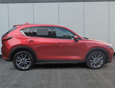 2020 Mazda CX-5 Signature | Leather | Sunroof | Nav | Cam | USB |