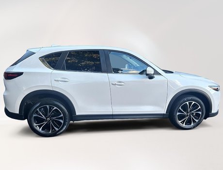 2022 Mazda CX-5 GS | Cam | USB | HtdSeats | Warranty to 2027