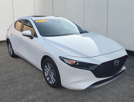 2022 Mazda Mazda3 Sport GS |  Cam | USB | HtdSeats | Bluetooth | Keyless