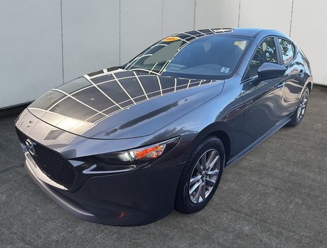 2022 Mazda Mazda3 Sport GX | Cam | USB | HtdSeats | Bluetooth | Keyless