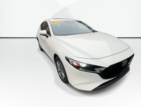 2022 Mazda Mazda3 Sport GS | Cam | USB | HtdSeats | Bluetooth | Keyless