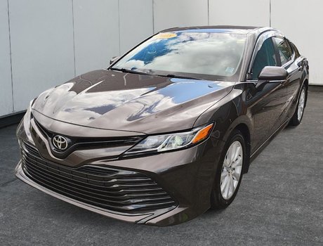 2018 Toyota Camry LE | Cam | USB | HtdSeats | Bluetooth | Keyless