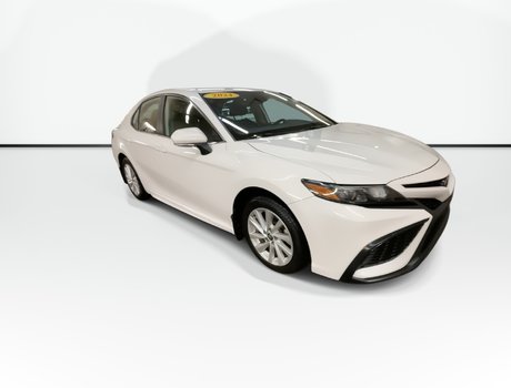 2024 Toyota Camry SE | Cam | USB | HtdSeats | Bluetoooth | XM