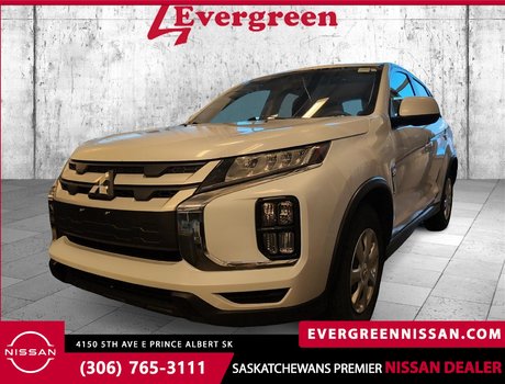 2023 Mitsubishi RVR ES