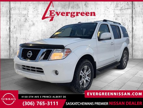 2012 Nissan Pathfinder SV