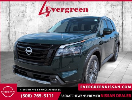 2025 Nissan Pathfinder SL