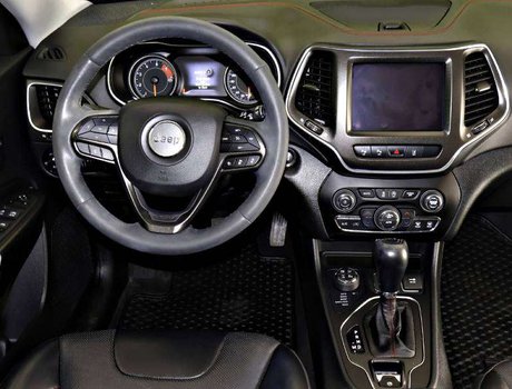 2023 Jeep Cherokee Trailhawk