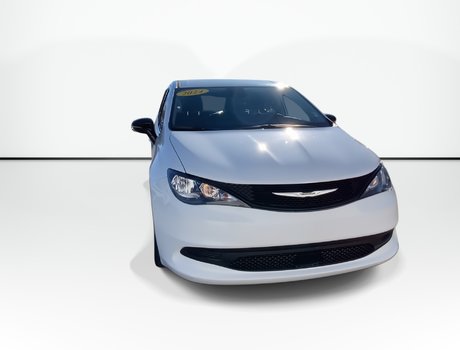 2024 Chrysler GRAND CARAVAN SXT | 7-Pass | Cam | HtdWheel | Warranty to 2029